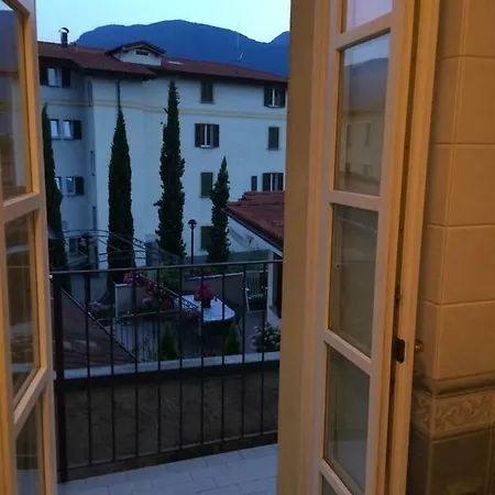 شقة Tonzanico's House مانديلو ديل لاريو